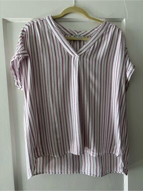 Nine West White and Pink Striped V-Neck Blouse